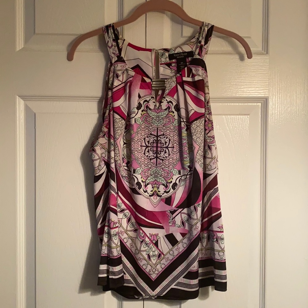 White House Black market
Sleeveless Satin Top